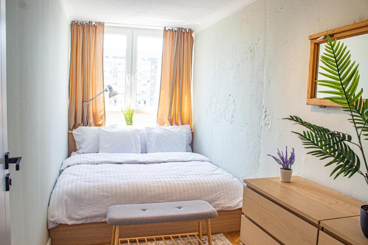 Apartment In The Center - Browary Warszawskie วอร์ซอ ภายนอก รูปภาพ