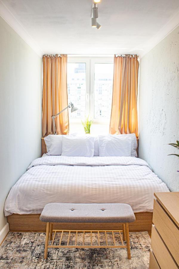Apartment In The Center - Browary Warszawskie วอร์ซอ ภายนอก รูปภาพ