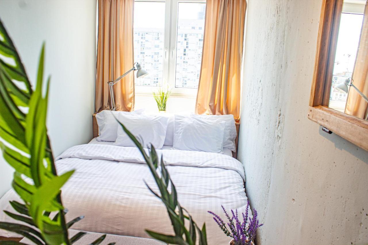 Apartment In The Center - Browary Warszawskie วอร์ซอ ภายนอก รูปภาพ