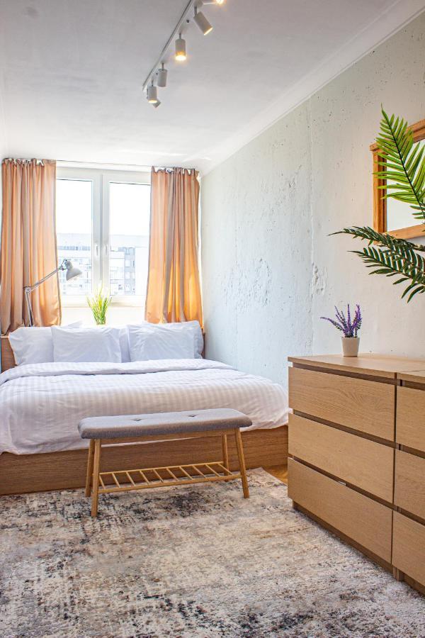 Apartment In The Center - Browary Warszawskie วอร์ซอ ภายนอก รูปภาพ