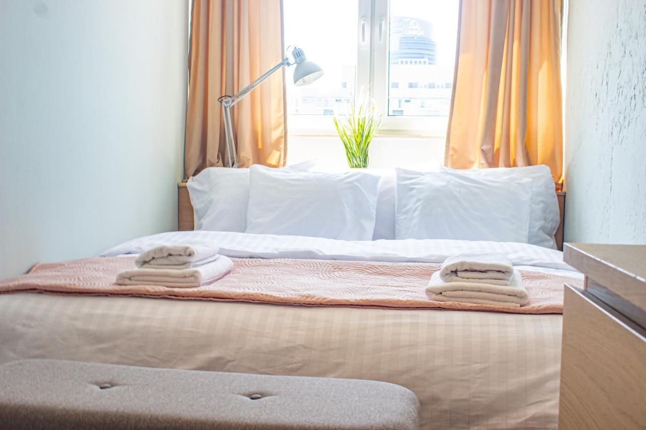 Apartment In The Center - Browary Warszawskie วอร์ซอ ภายนอก รูปภาพ